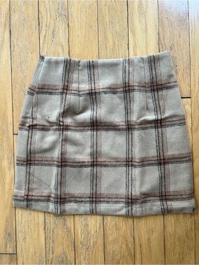 Classic Plaid Mini Skirt in Beige and Brown